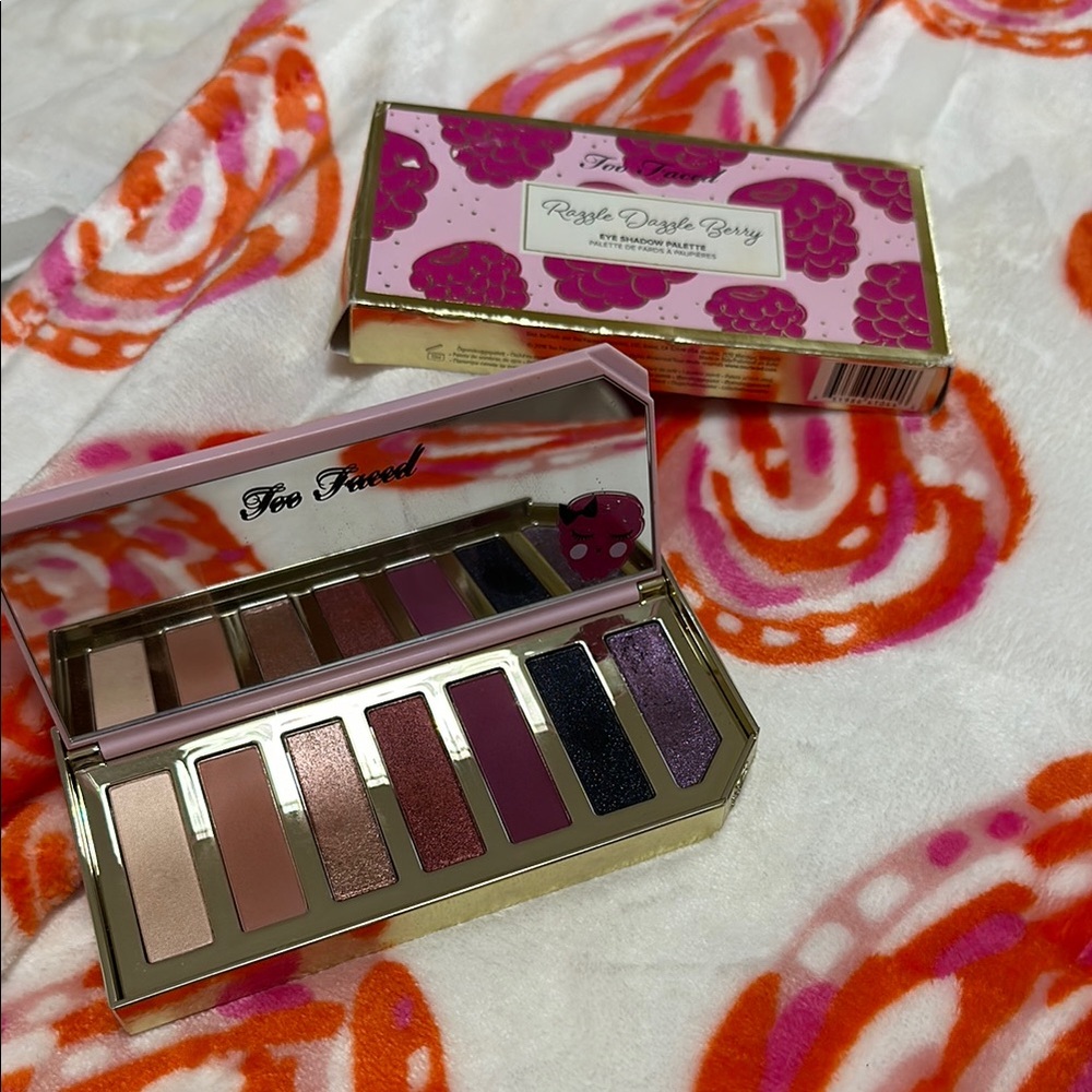 Too Faced Razzle Dazzle Berry Eyeshadow Palette - Pink and Purple Shades